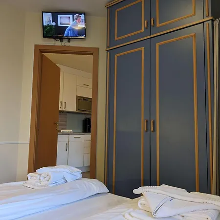 Yachthafenresidenz-wohnung-8304-860 Lägenhet