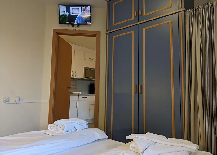 Yachthafenresidenz-wohnung-8304-860 아파트
